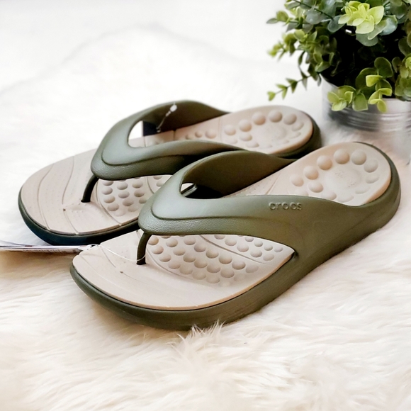 Crocs Men's Reviva Flip-Flop